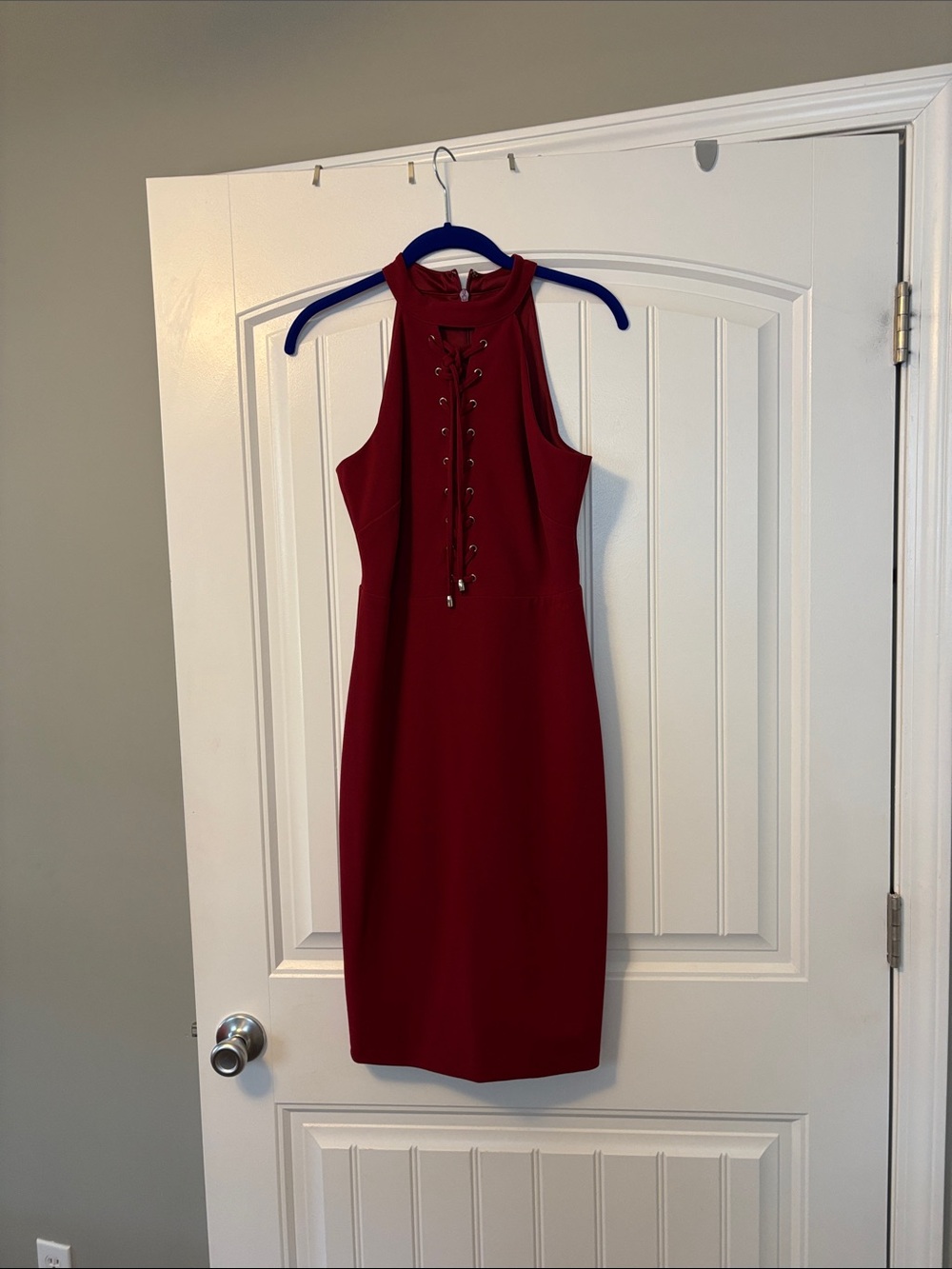 Guess Sleeveless Lace-Up Midi Dress in Burgundy Sz 4